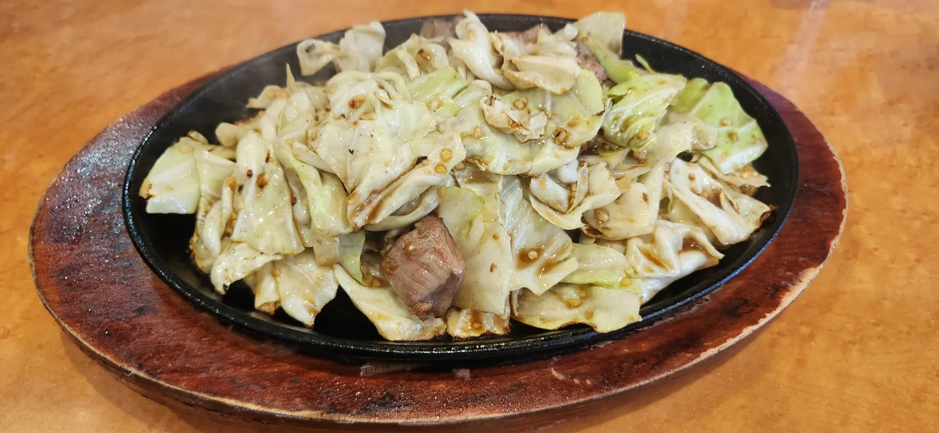 博多鉄板焼肉一八